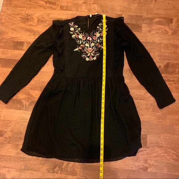 Zara embroider floral dress - Picture 8 of 8